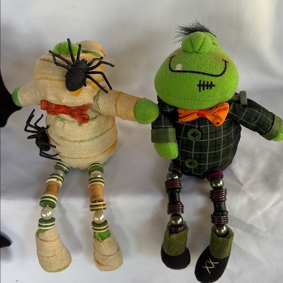 HALLOWEEN VINTAGE VERY CUTE SITTING FIGURINES DOLLS DECORATION Shelf Sitters - Picture 4 of 14